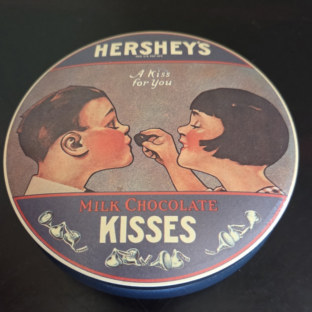 Vintage 1982 Hersheys Milk Chocolate Kisses Round Candy Tin Can Container CLEAN